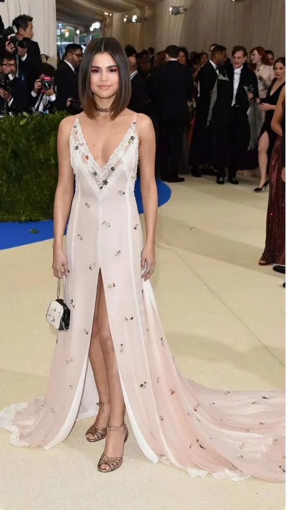 Micro-Tattoos Are Dominating 2026 Trends