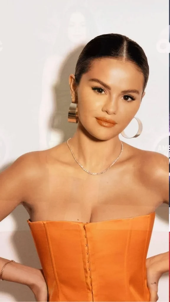 Selena Gomez’s Cross Tattoo on Her Collarbone